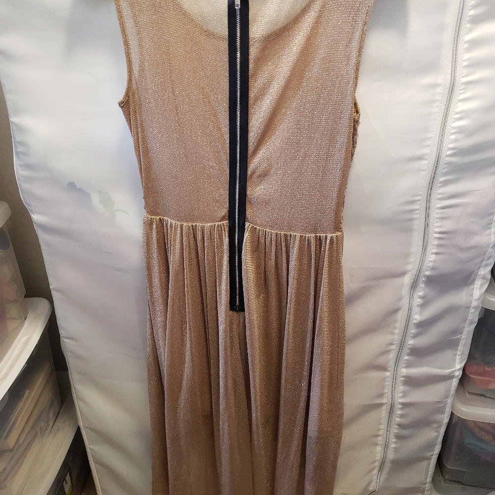 Dress - Picture 4 of 5